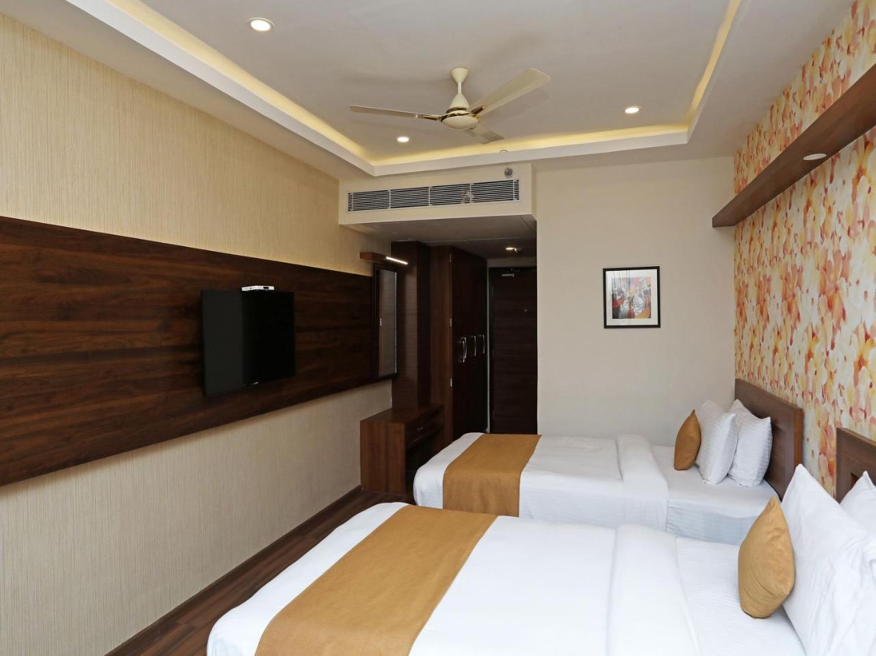 Oyo 16835 Stayotel Kolkata Airport エクステリア 写真