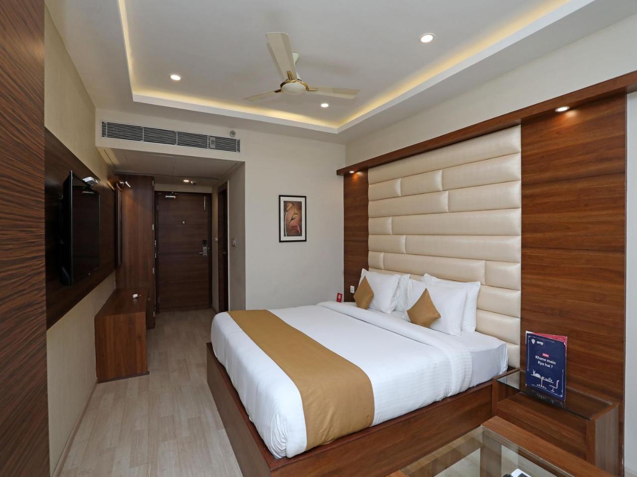 Oyo 16835 Stayotel Kolkata Airport エクステリア 写真